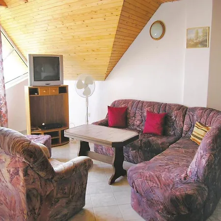 Holiday Szolo Utca-badacsonyors Ferienhaus Badacsonyörs